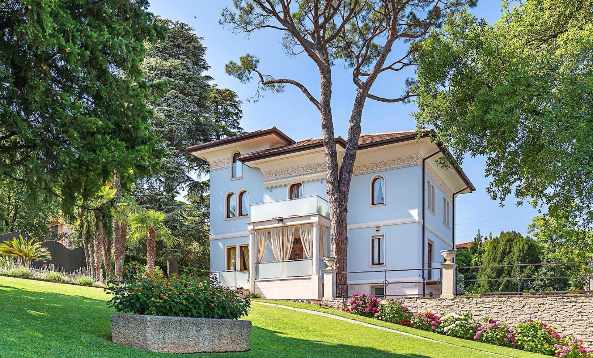 Villa Angela - Italian Homing เดเซนซาโนเดลการ์ดา ภายนอก รูปภาพ