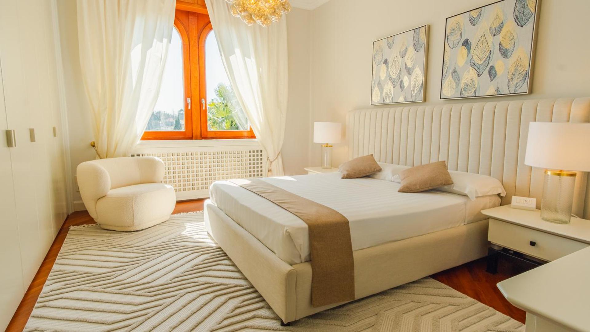 Villa Angela - Italian Homing เดเซนซาโนเดลการ์ดา ภายนอก รูปภาพ