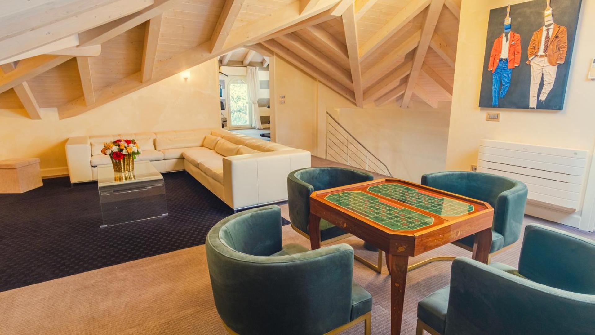 Villa Angela - Italian Homing เดเซนซาโนเดลการ์ดา ภายนอก รูปภาพ