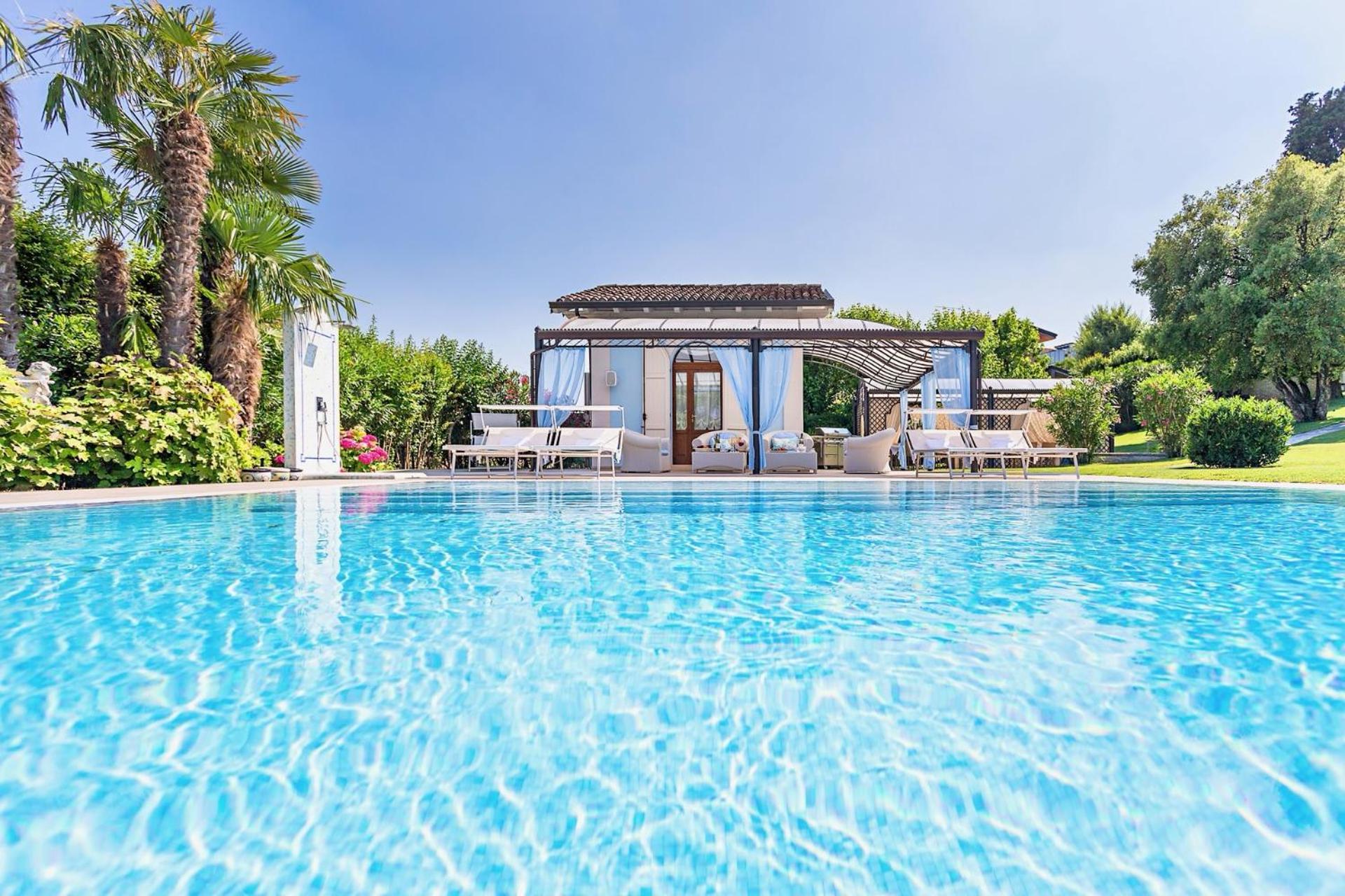 Villa Angela - Italian Homing เดเซนซาโนเดลการ์ดา ภายนอก รูปภาพ