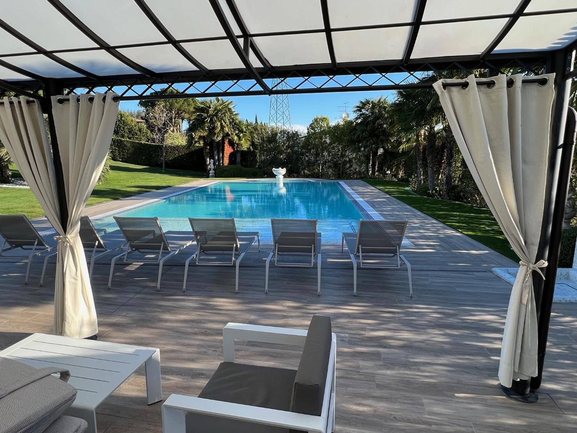 Villa Angela - Italian Homing เดเซนซาโนเดลการ์ดา ภายนอก รูปภาพ