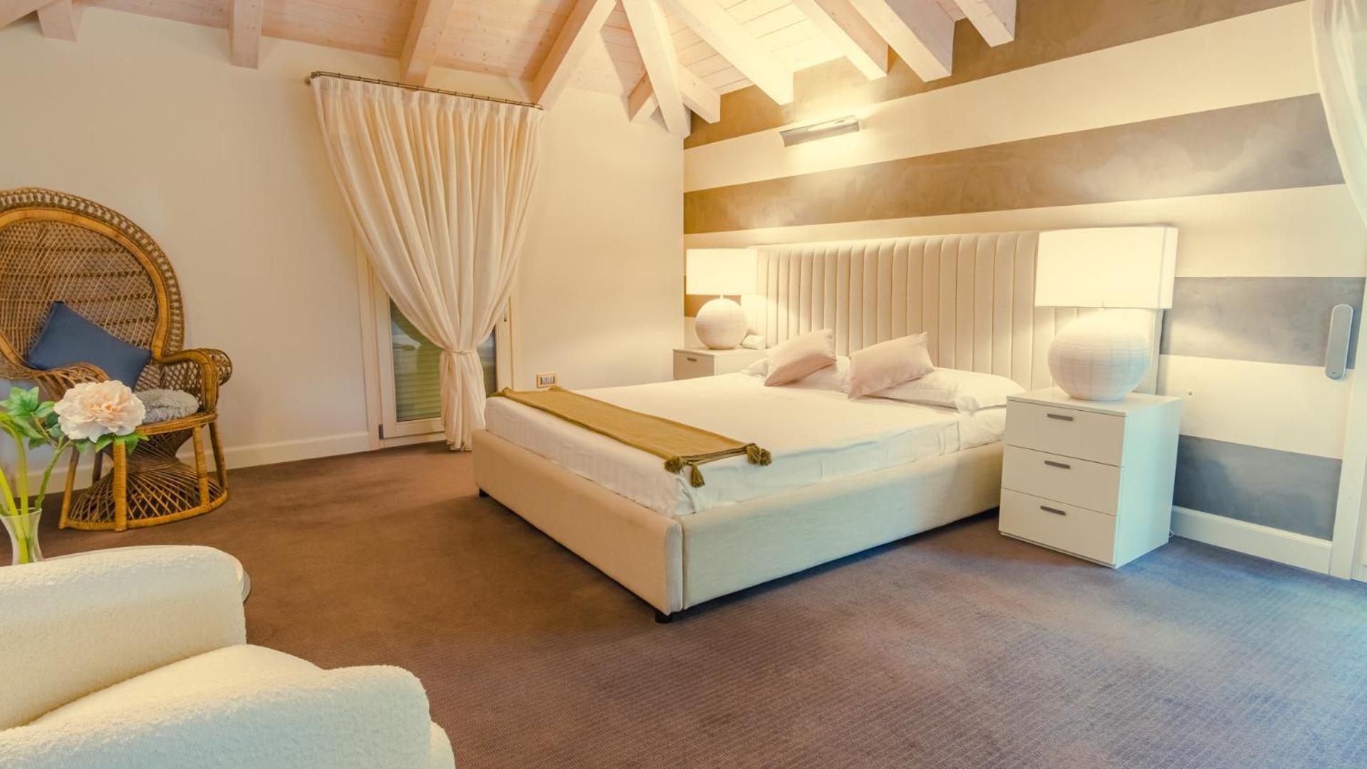 Villa Angela - Italian Homing เดเซนซาโนเดลการ์ดา ภายนอก รูปภาพ